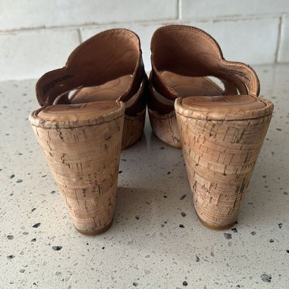 Born Women's Brown Leather Slip On Open Toe Sandals Block Heels Platform Size 9 - Picture 3 of 12